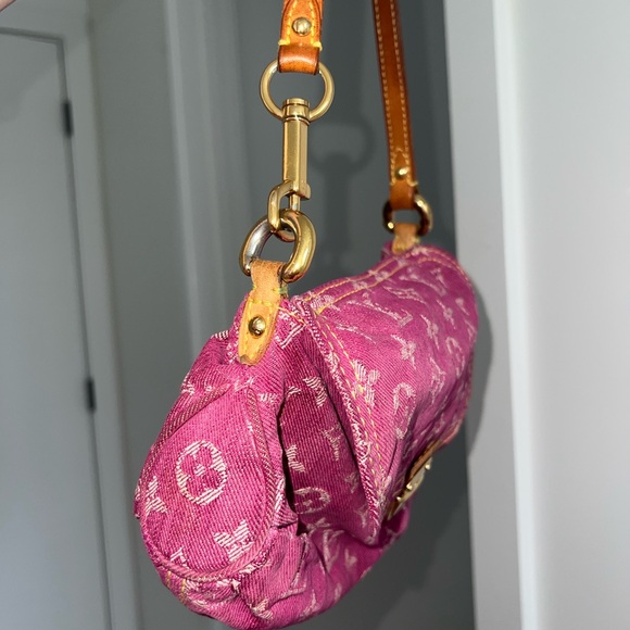 Louis Vuitton Pink Monogram Denim Pleaty Shoulder Bag - Picture 3 of 13
